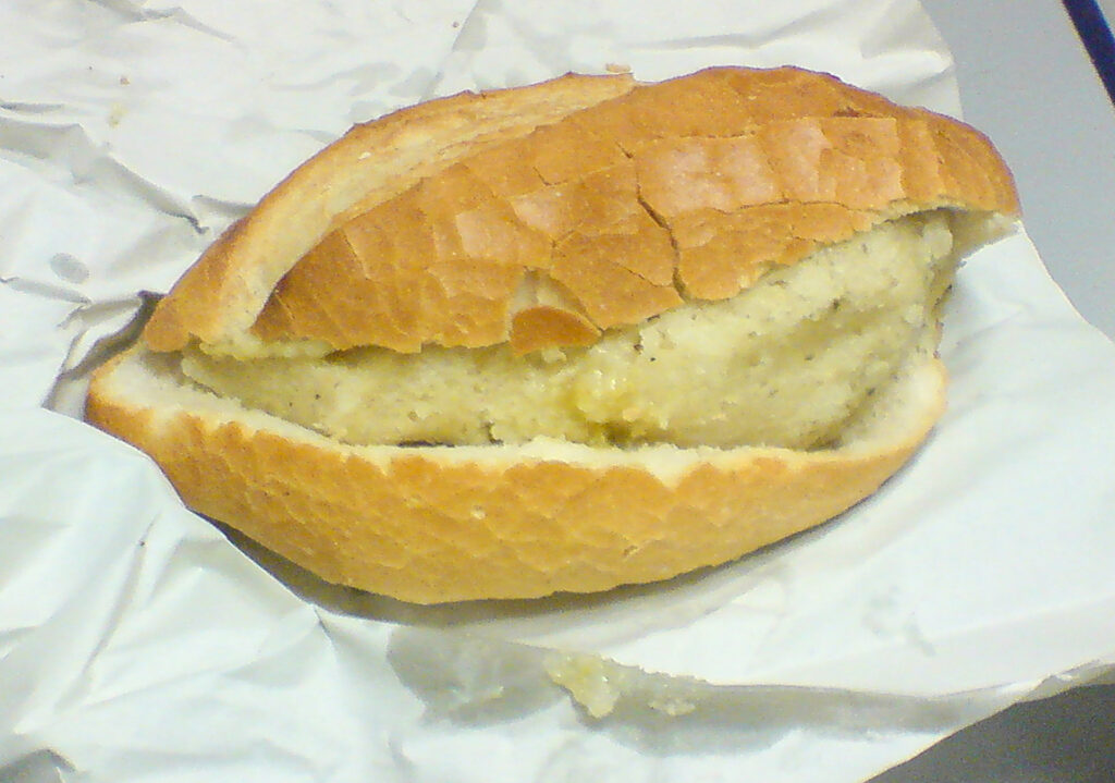 Guajolota sandwich